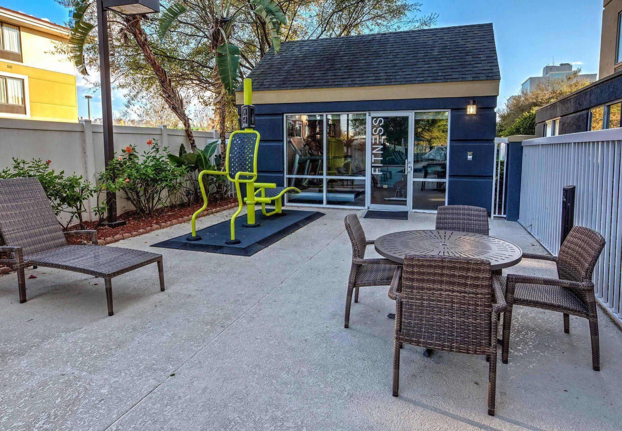 Fairfield Inn And Suites By Marriott Orlando Near Universal Orlando Exterior foto